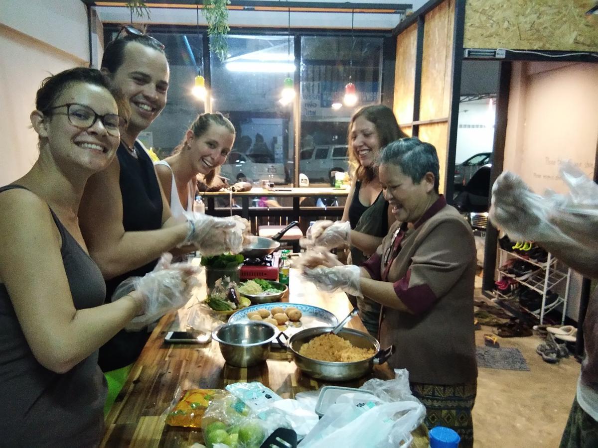 Hostel Asleep Kanchanaburi
